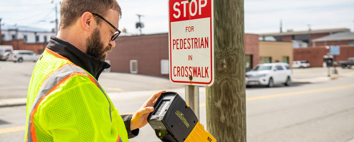 PILLAR Employee Pedestrian Safety Sign Maintenance